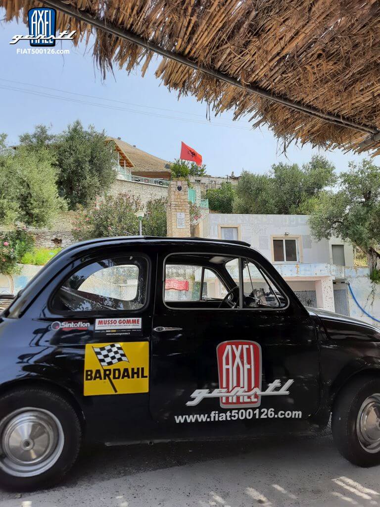 Reiseimpressionen aus Albanien mit einem Fiat 500